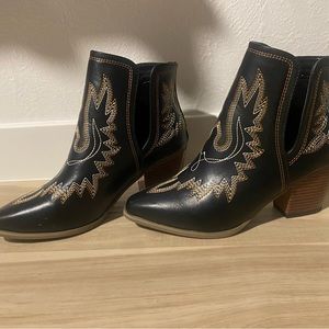 Women’s Black and Gold Embroidered Western Booties